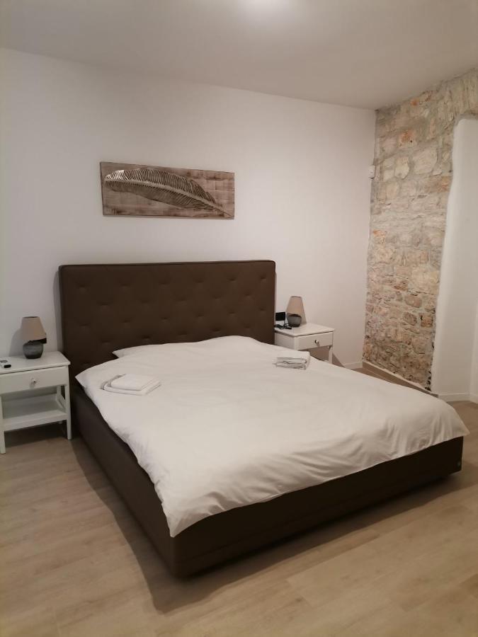 Apartvilla Castropola Exterior foto